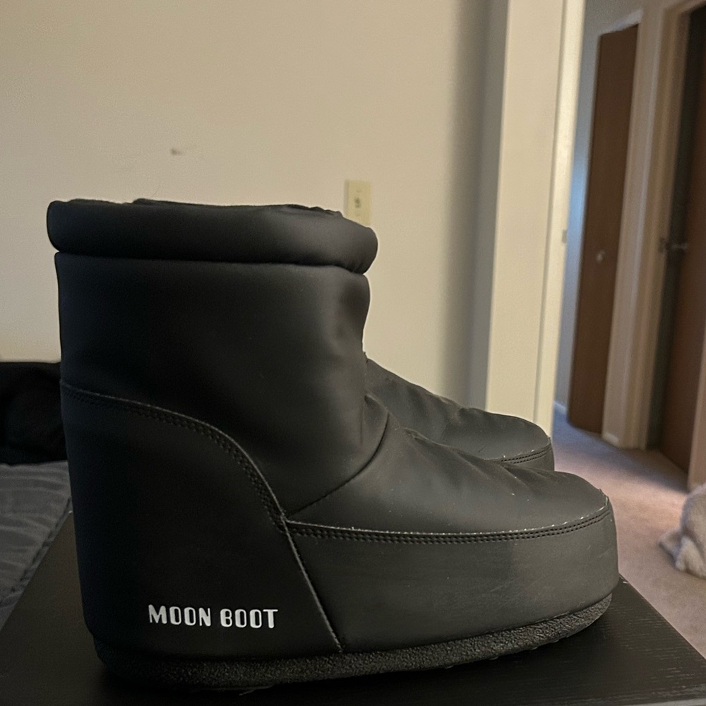 Moon Boot Black Men's Shoes